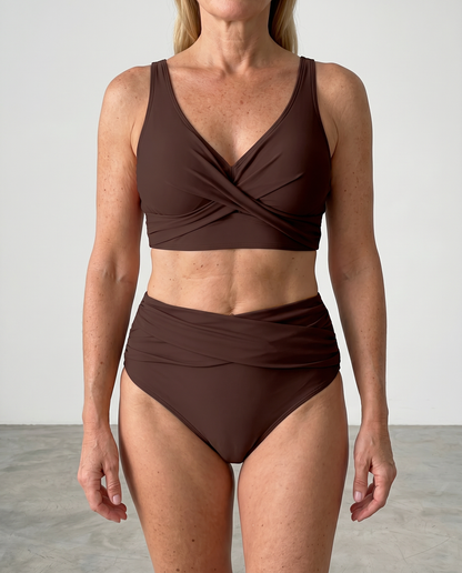 Ella Body Shaping Bikini - lifestyle 2